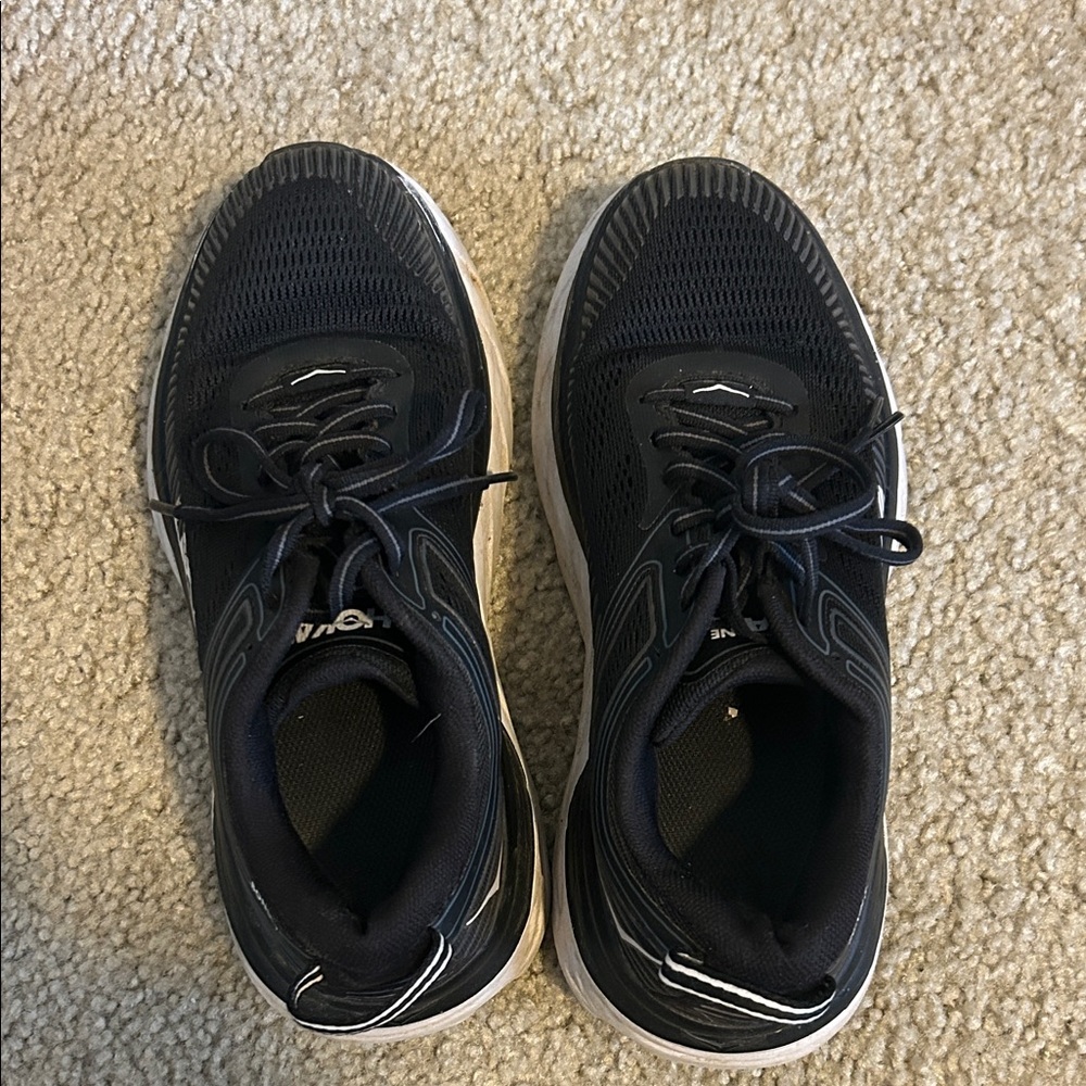 Hokas Women’s Sneakers - Black Bondi 7’s